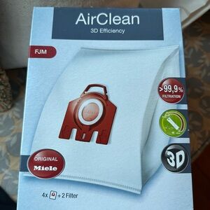 NIB Miele AirClean FJM 3D Efficiency Vacuum Bags 4 pack plus 2 extra bags